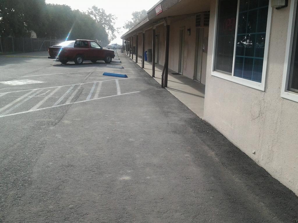 Budget Inn Tulare Exterior foto